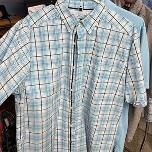 Men’s button up - short sleeve